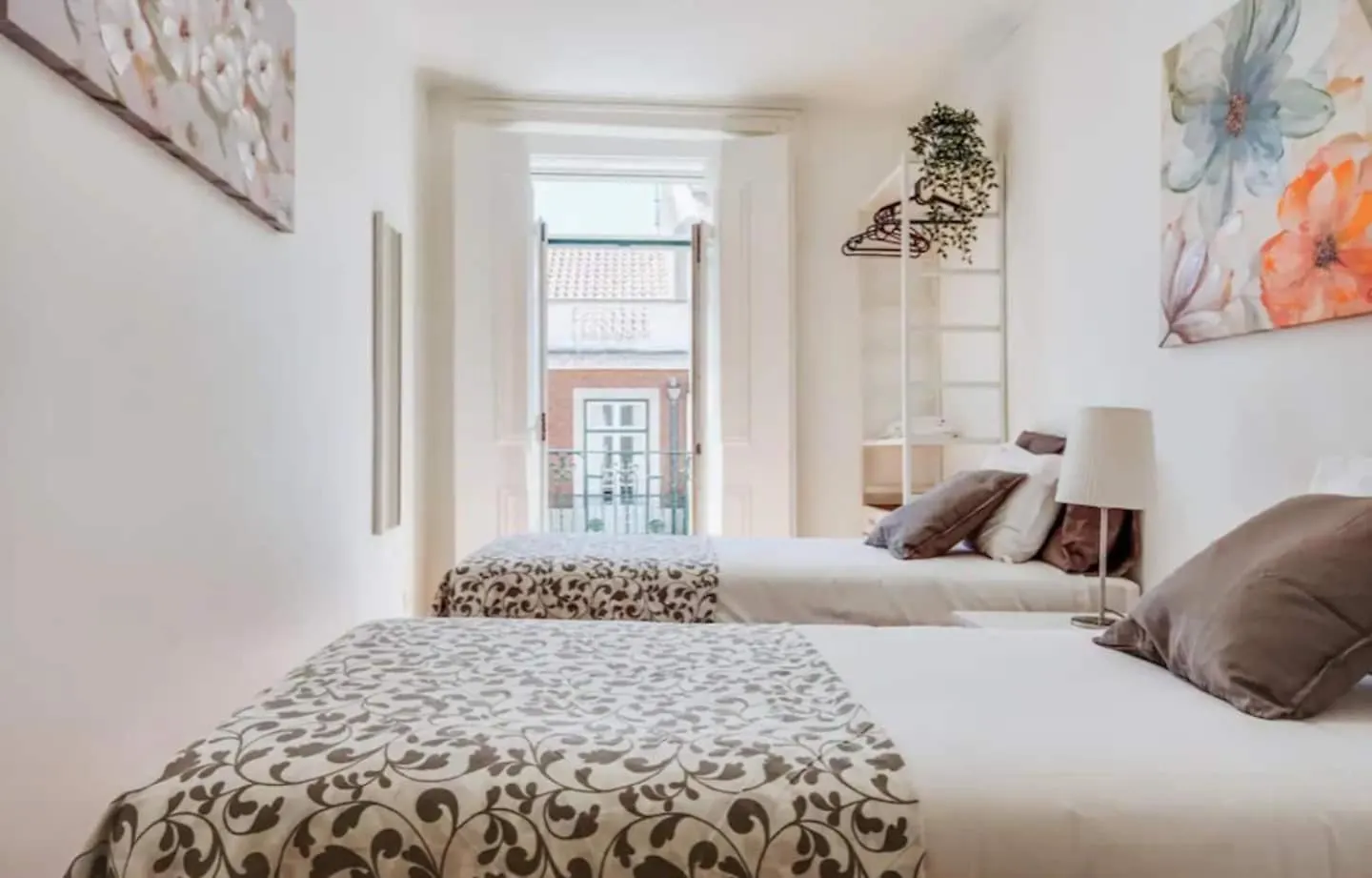 3 Bedroom Apartment In Baixa With River View Lizbona